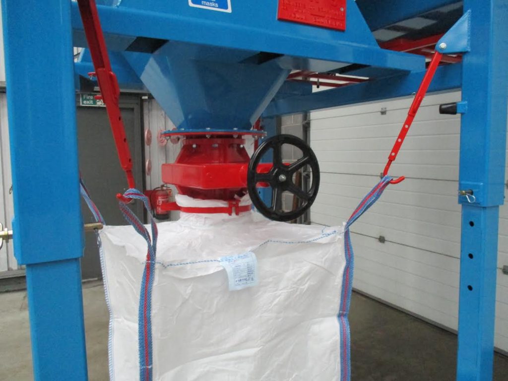 Valves for Vacuum Hoppers Filtering & Dispensing Material into Bags