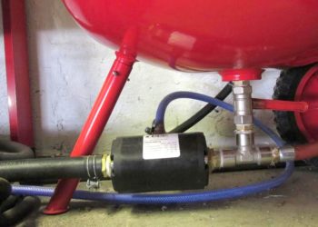 VMP Pinch Valve for sand blasting operated with foot pedal