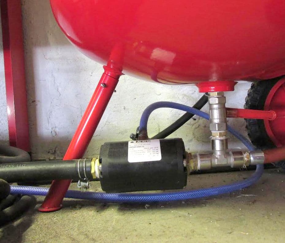 VMP Pinch Valve for sand blasting operated with foot pedal