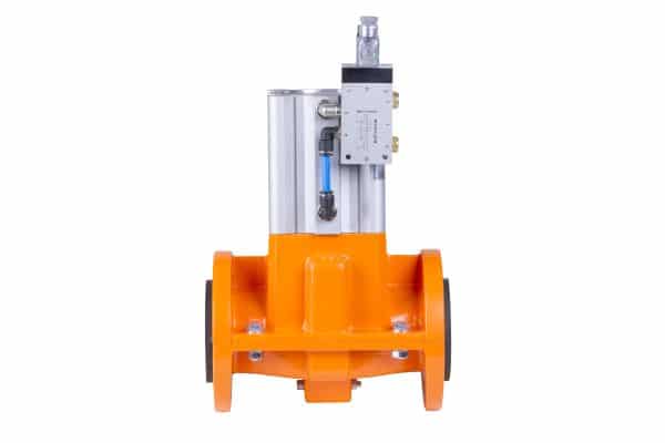 Normally closed pinch valve with single acting cylinder and solenoid valve