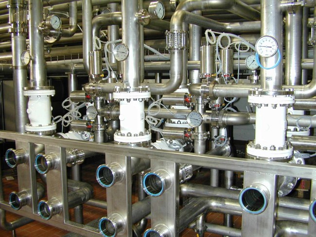 Pinch Valves in a Winery