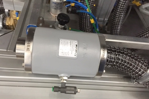 valve for colostomy bags