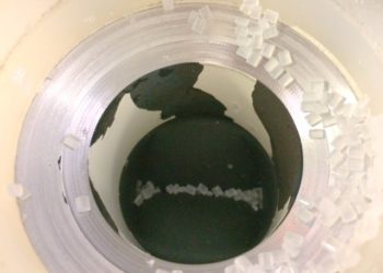 valve for plastic pellets