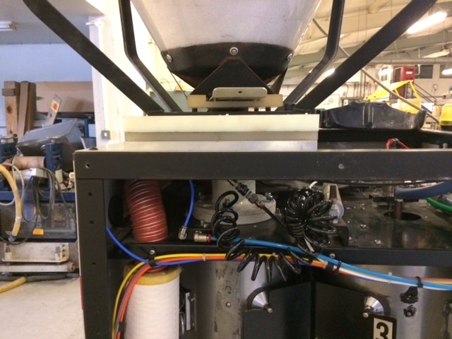 valves for plastic pellets