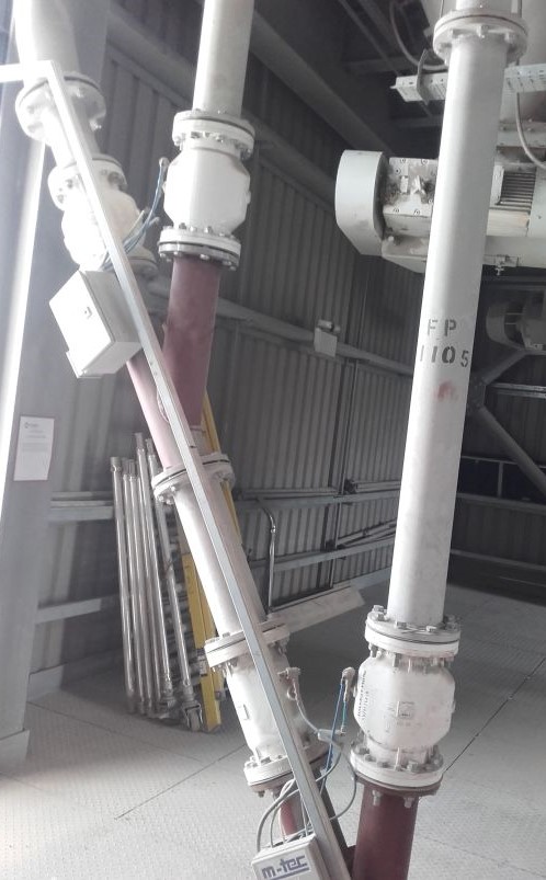 transporting building products with pinch valves