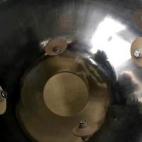 Fluidisers inside hopper