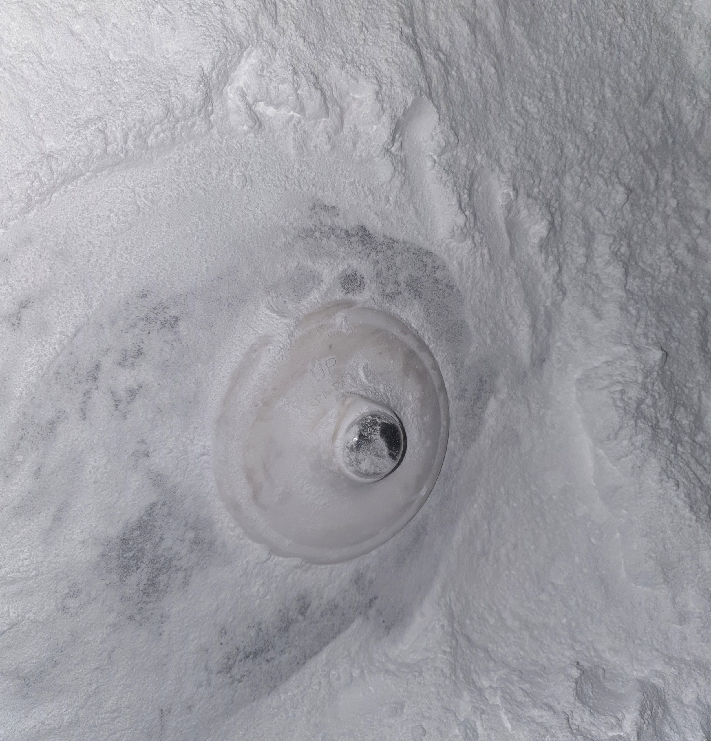 vibrator pad powder application