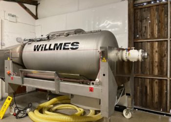 valve for grape press