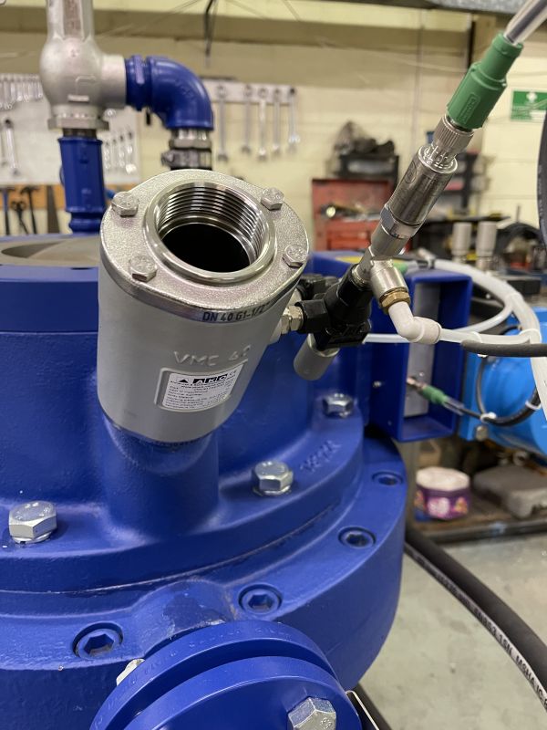 venting valve on top of blow egg