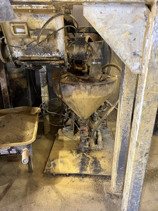 valve for pigment slurry cement mixing