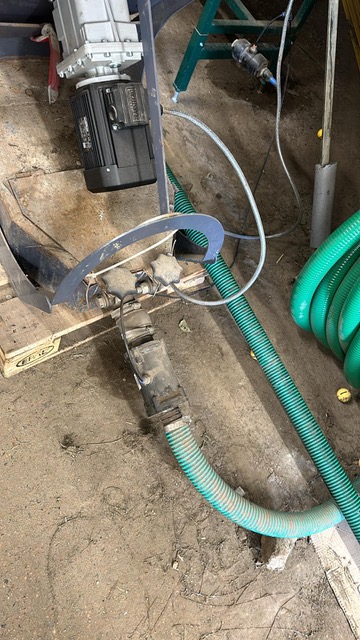 valve on golf ball cleaning system